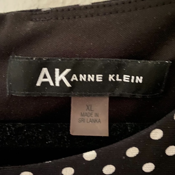 Black and White Polka Dot Dress - Picture 2 of 2